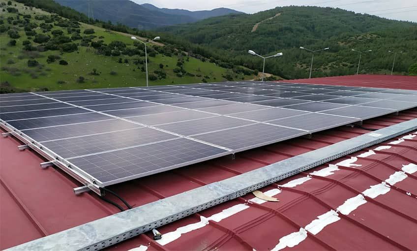 5 tesisin daha çatısına güneş enerji santrali
