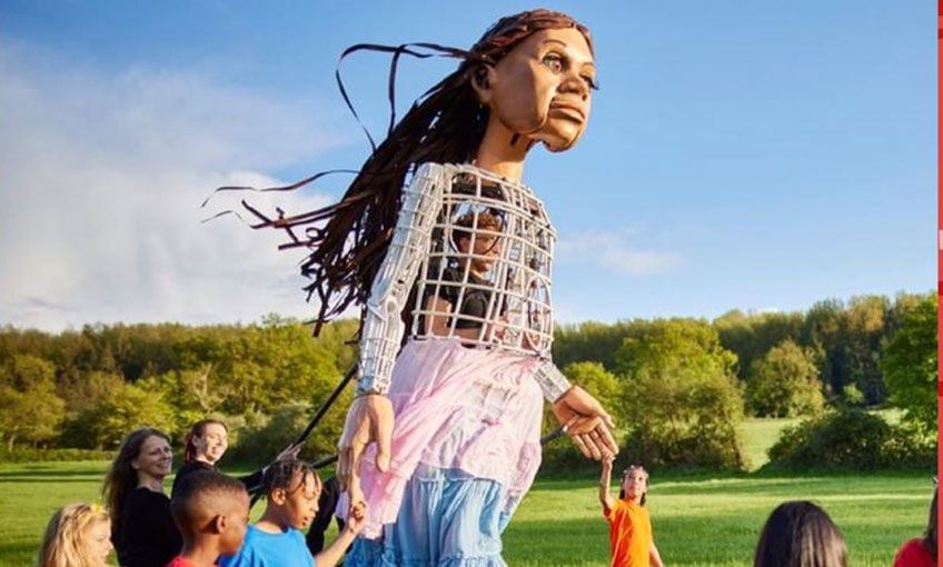 Küçük Amal Efes Selçuk’ta Çocuklarla Yürüyecek