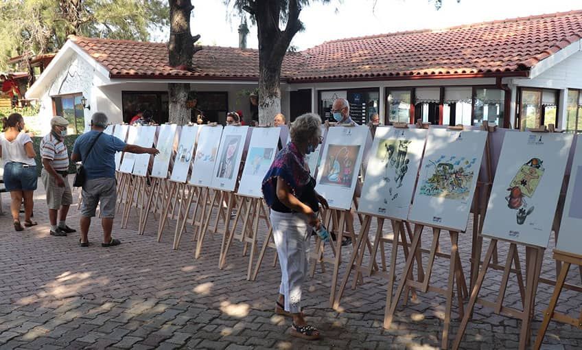 Ödüllü karikatürler ile mizah Karaburun’da