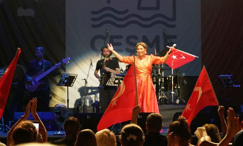 Çeşme 30 Ağustos’ta tek yürek oldu!