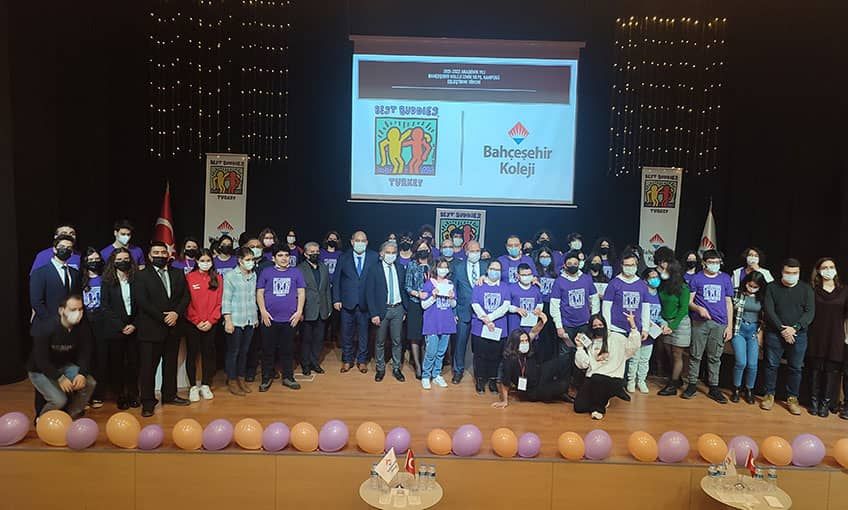 En özel arkadaşlık