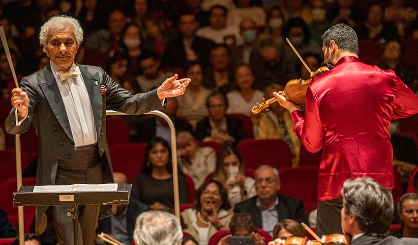 İzmir Devlet Senfoni Orkestrası’ndan muhteşem konser