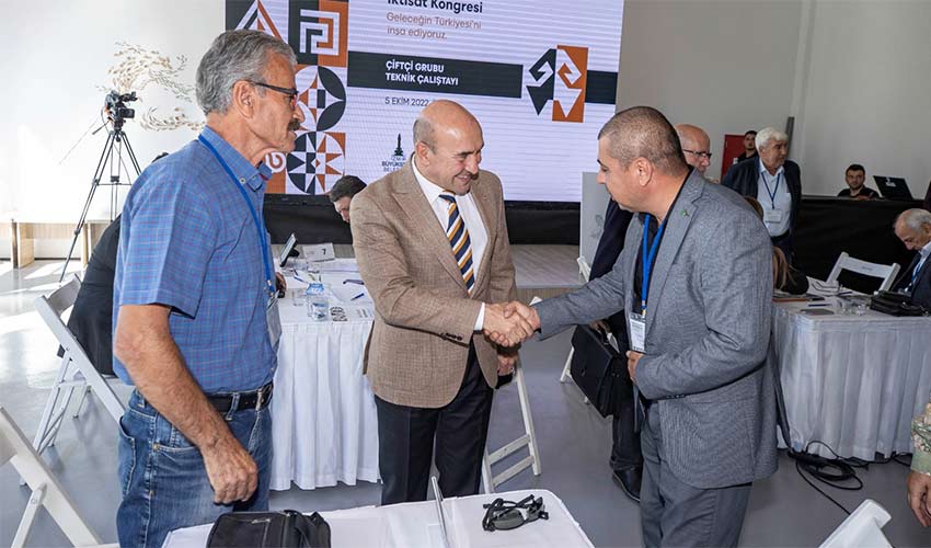 İzmir, Türkiye için bu tarihsel sorumluluğu yerine getirecek