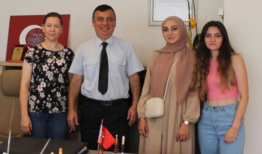 Sesimizi Duy, Yaşama Sarıl!