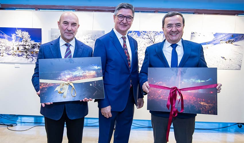 İzmir’de Kar Sesi sergisi açıldı