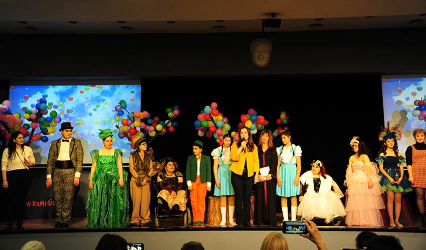 Sanat Engel Tanımadı