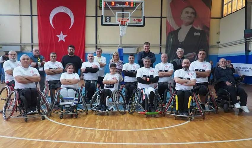 Engel tanımayan sporculardan farkındalık maçı