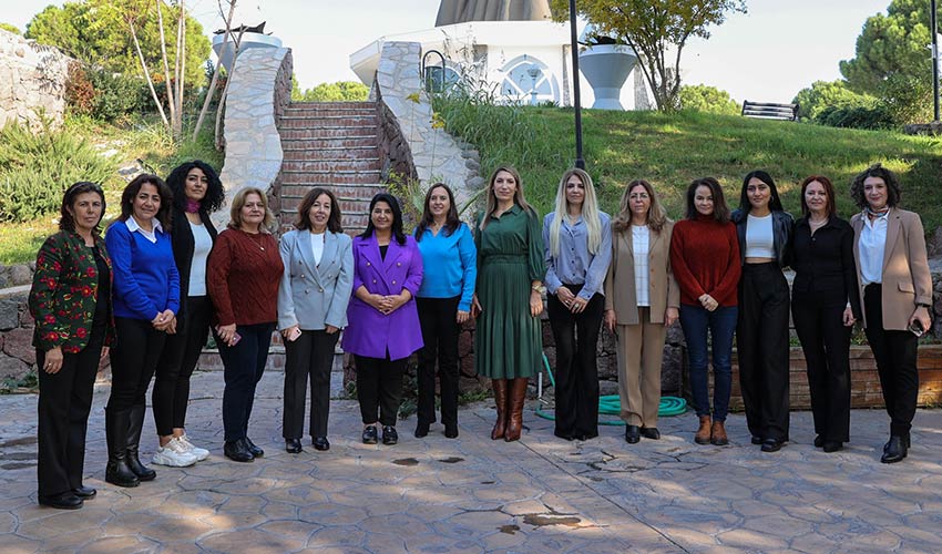 Türk kadınının onur gününe özel kutlama