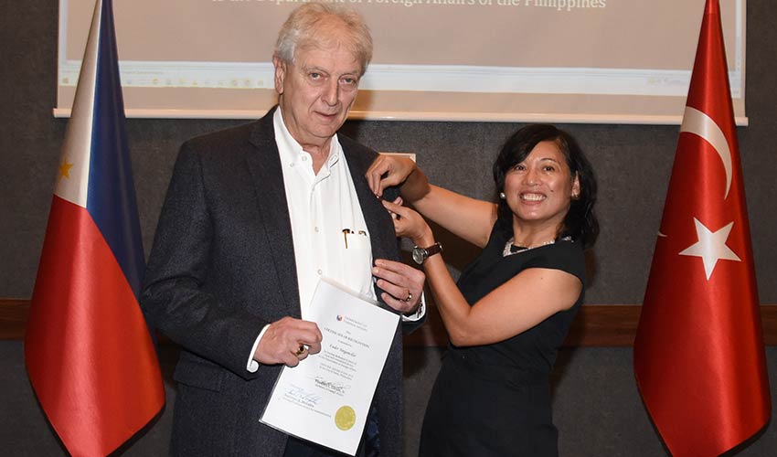 Yorgancılar’a Filipinler’den büyük onur