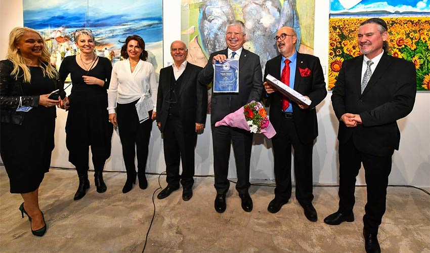 100. yılda 100 sanatçı