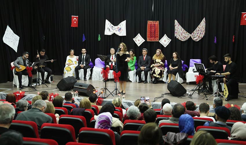 ASEV THM'den solistler geçidi