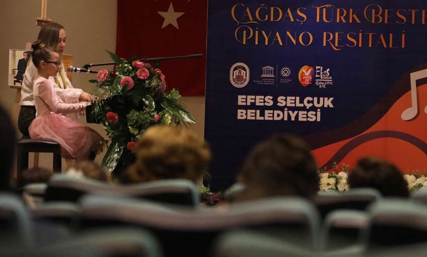 Efes Selçuklu Çocuklardan Çağdaş Türk Bestecileri Resitali