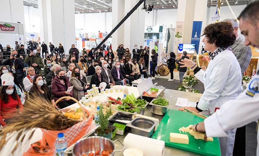 İzmir 2022 küçük üreticinin destekleneceği büyük bir gastronomi fuarı