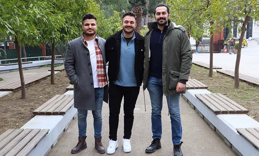 3 arkadaş İtalya yolcusu