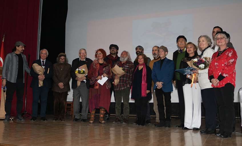 Dünya şiir günü ve Nevruz Atilla İlhan şiirleriyle kutlandı