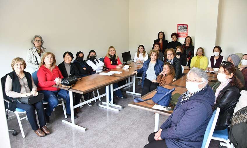 Narlıdereli kadınlar haklarını öğreniyor