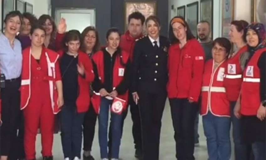 Polislerin sürpriz konukları