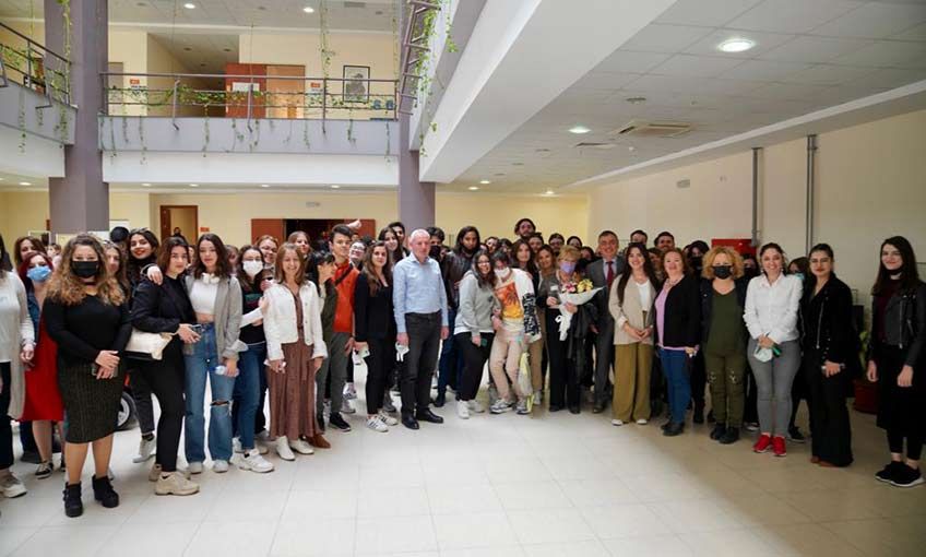 Nevra Serezli'ye Altın Kariyer Ödülü