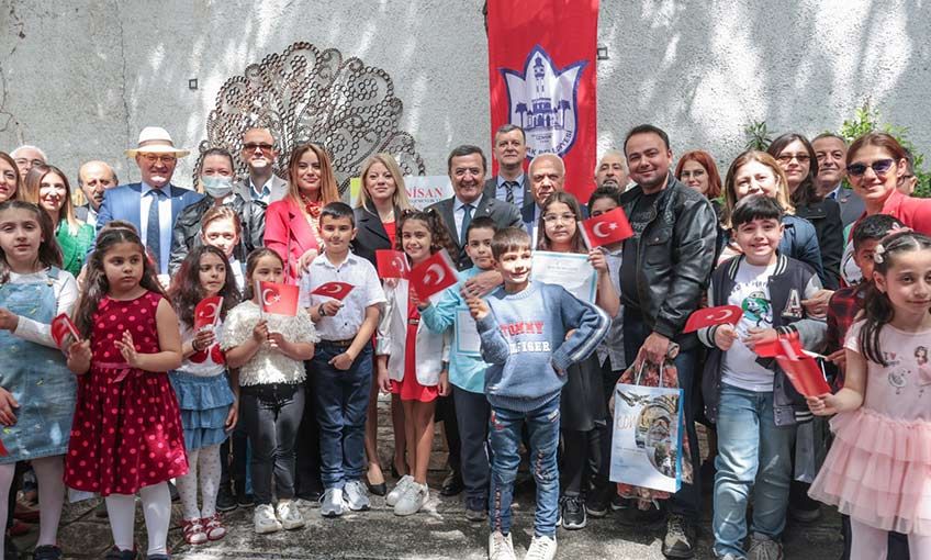 Konak’ta 23 Nisan coşkusu