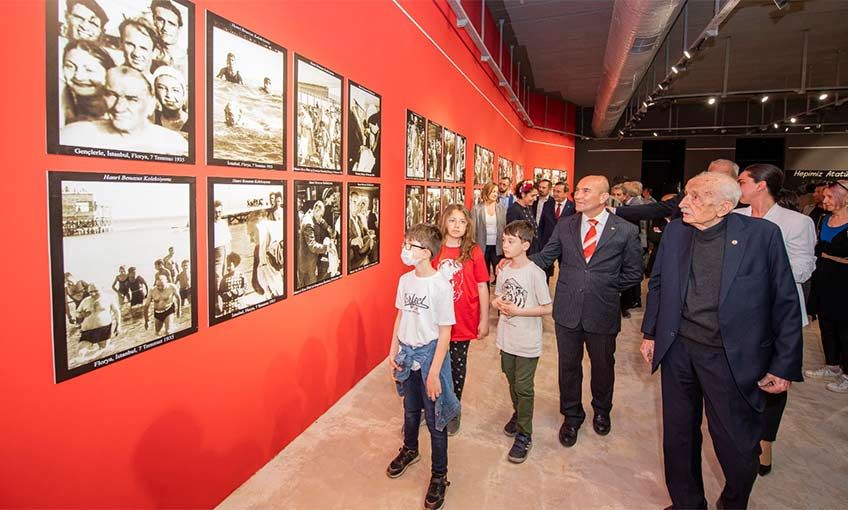 Hanri Benazus'un Atatürk sergisi ile açıldı
