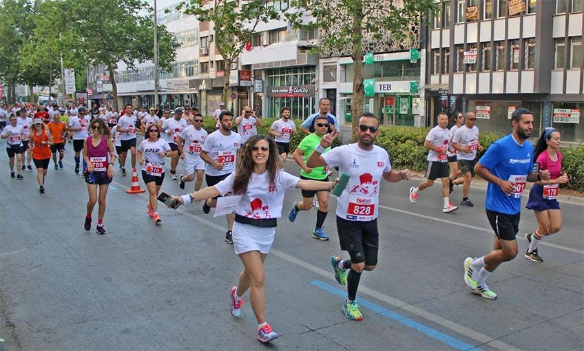 1919 kişi İzmir’den “Ata”sına koştu