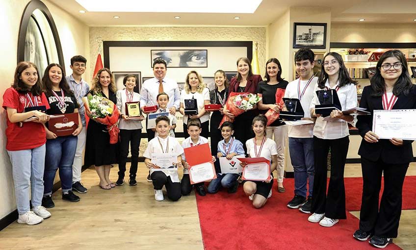 Şampiyonlardan Başkan Kılıç’a teşekkür ziyareti