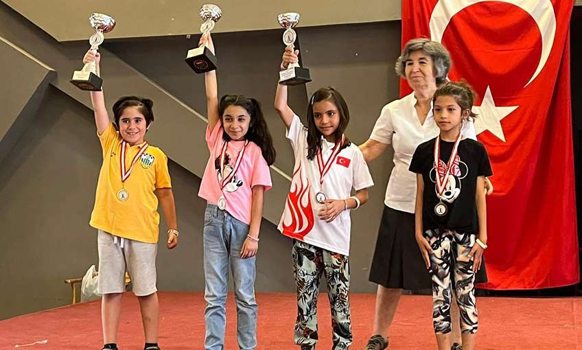 “Yaza Merhaba Satranç Turnuvası” sonuçlandı