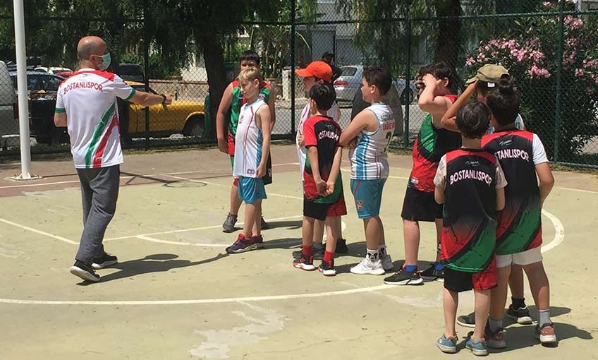 Basketbol Bostanlıspor’da öğrenilir…