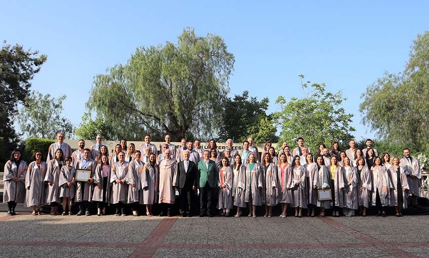 84 akademisyen için ‘gurur’ töreni