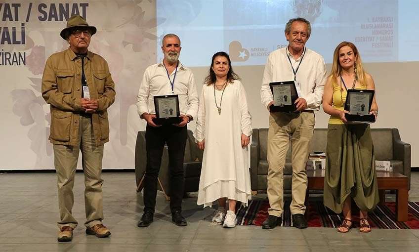 Yarınları sanatla inşa ediyoruz