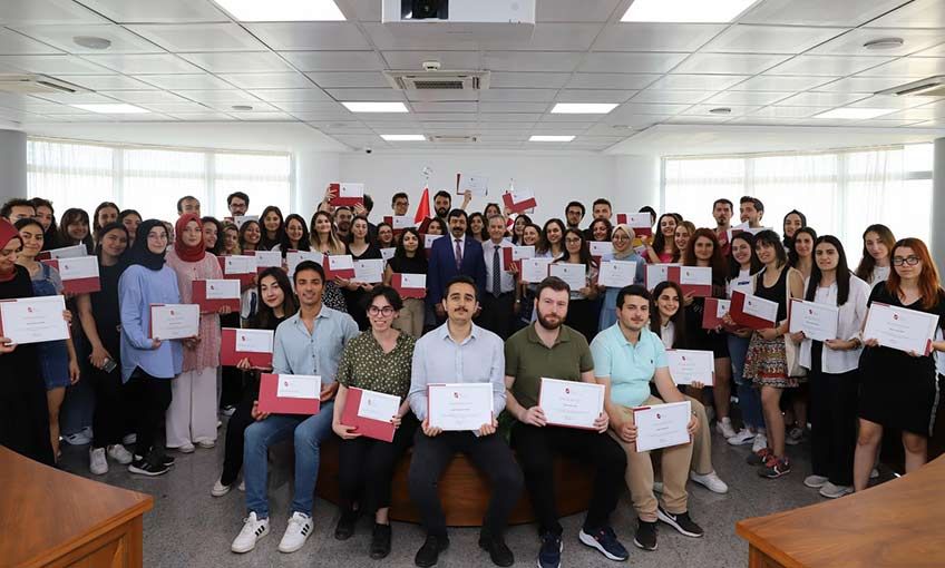 İKÇÜ’lü Öğrencilerin TÜBİTAK Projeleri Başarısı