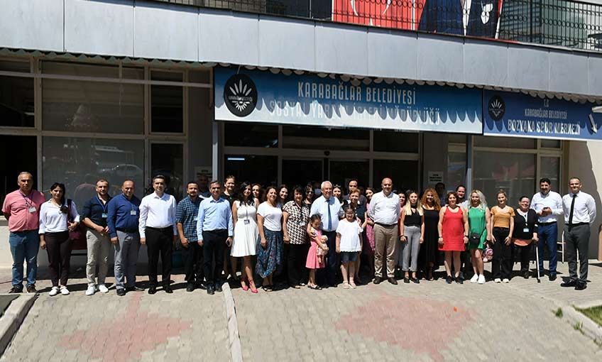 Karabağlar'da bayramlaşma sevinci