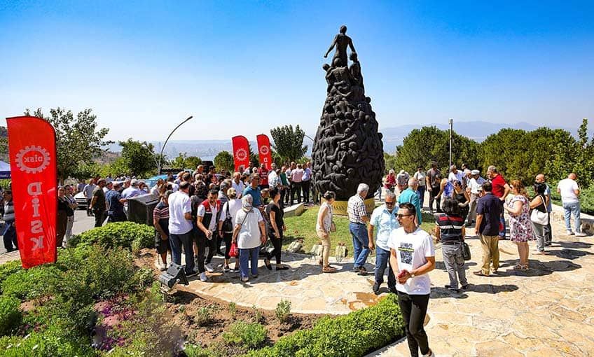 ‘Madımak Katliamı’ 29’uncu yılında Bayraklı’da anıldı