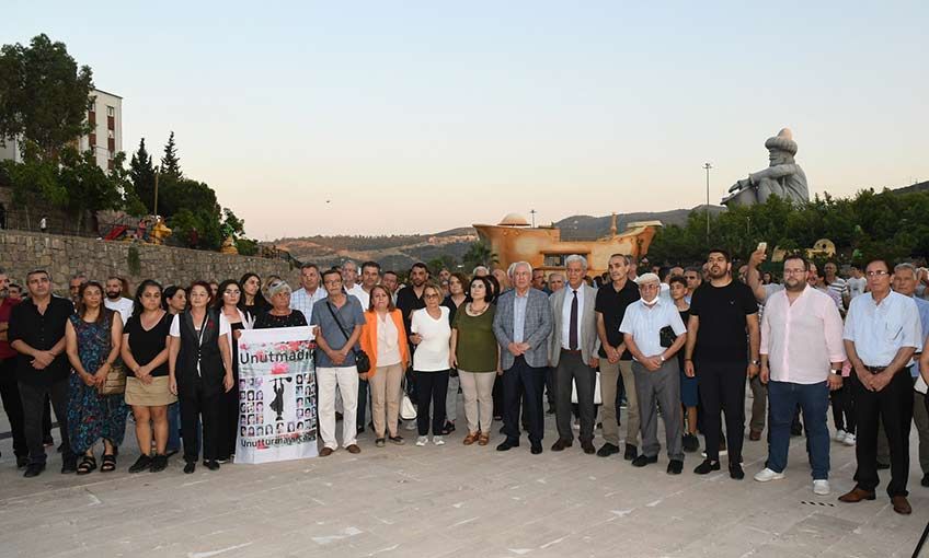 Madımak'ta yitirilen canları anıldı