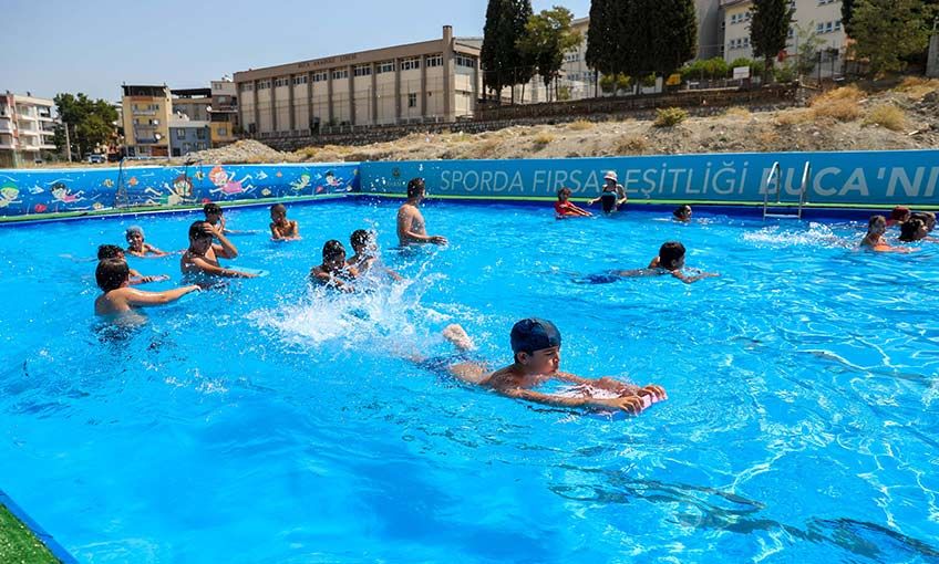 Mahalleye havuz geldi