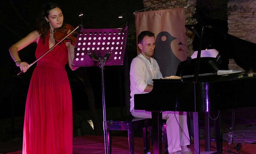 Kemanın dünyada parlayan yıldızı Kuşadası'nda