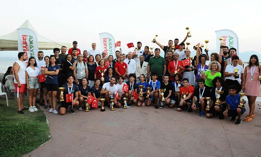 Omuz Omuza Zafer Yürüyüşü!