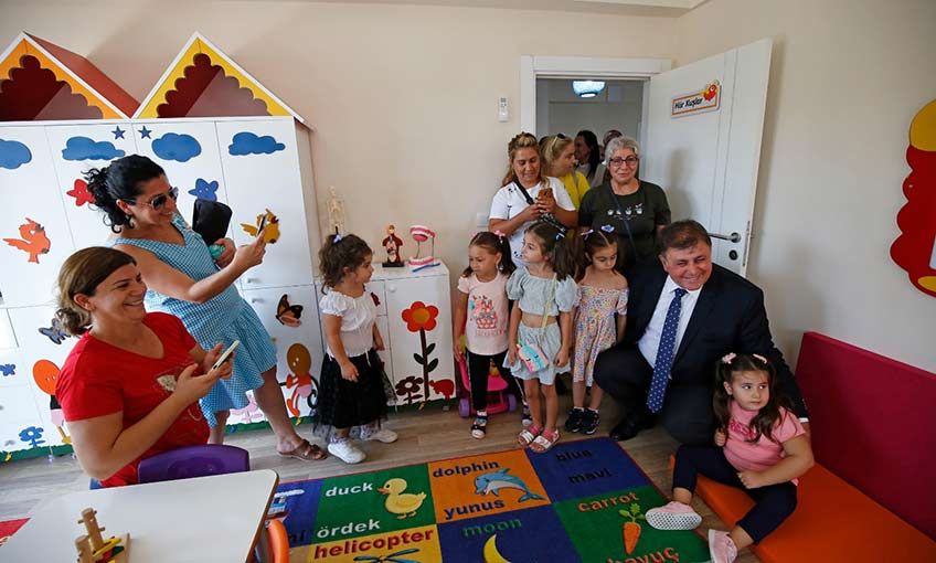 vKarşıyaka’da bir eğitim yuvası daha faaliyete geçti