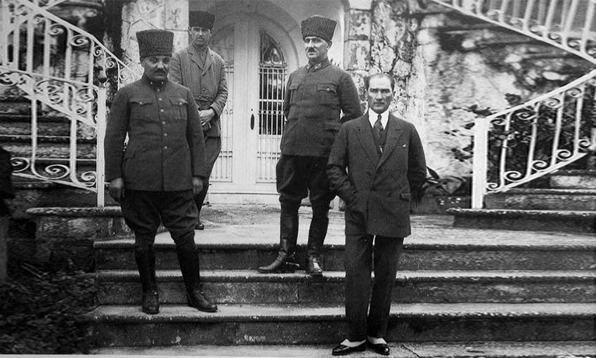 Atatürk’ten köşke bir asırlık adım