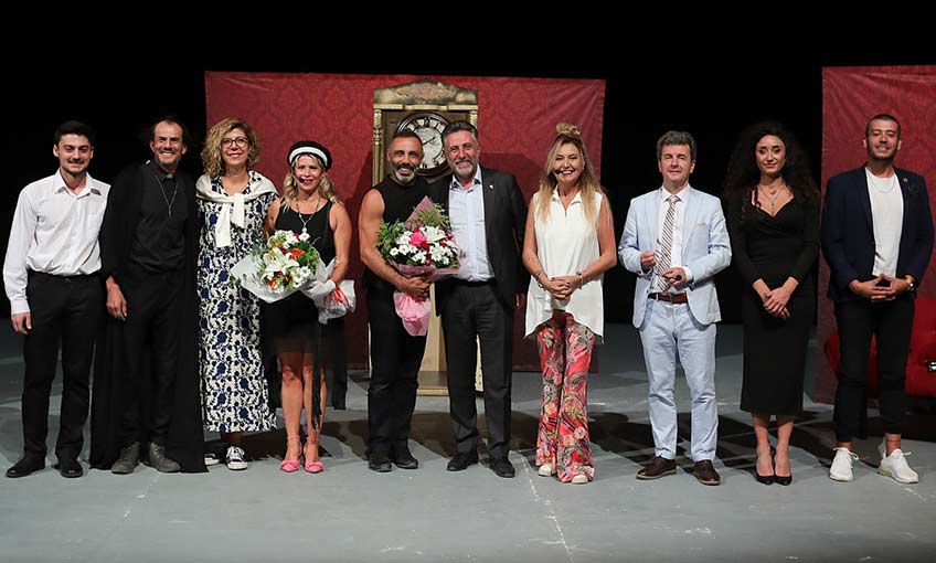 Sanatla birleşeceğiz