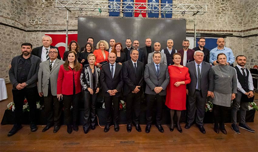 Gazeteciler bu ülkenin vicdanıdır