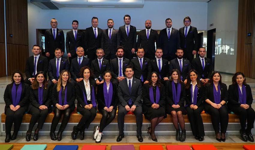 Yelkenbiçer güven tazeledi