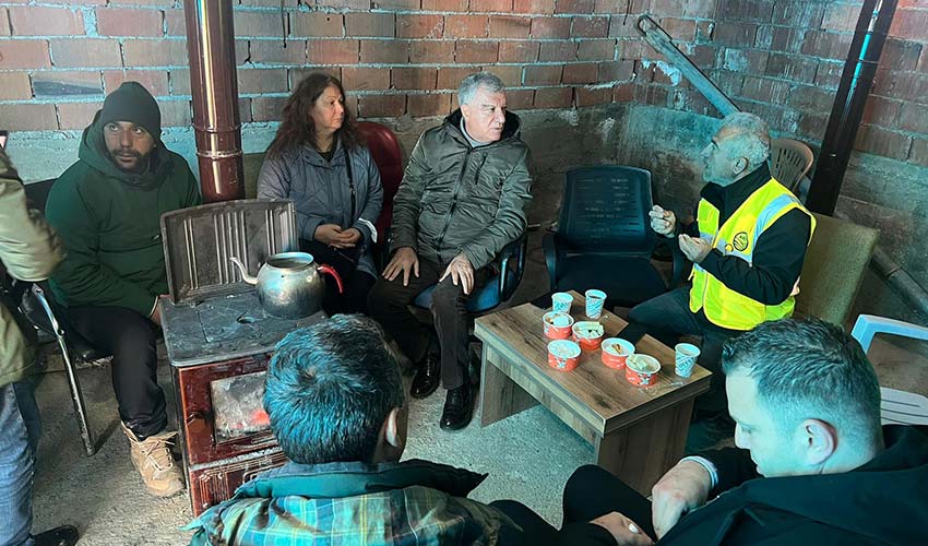 Başkan Engin'den deprem bölgesine ziyaret