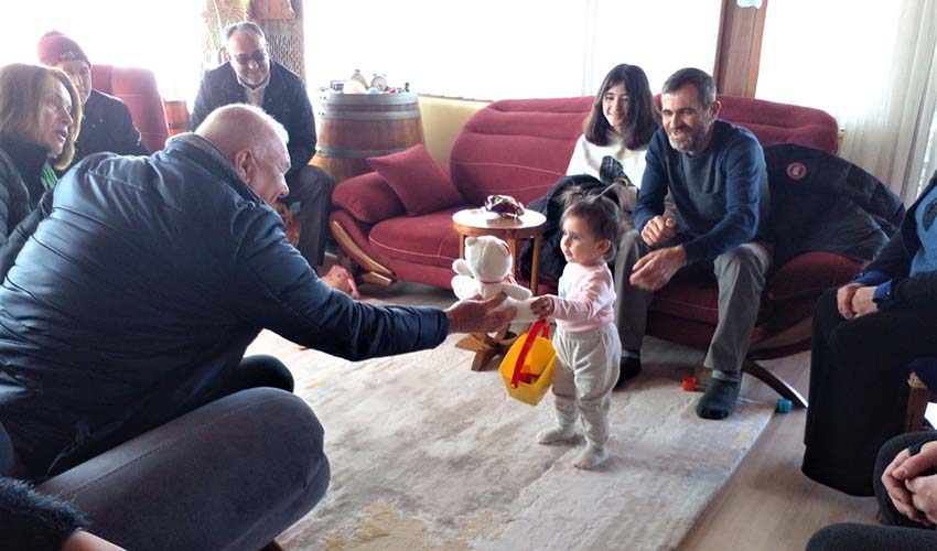 Kemalpaşa depremzedelere kucak açtı