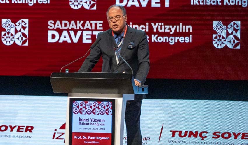 Türkiye'nin geleceği İzmir'in geleceğinde yatıyor