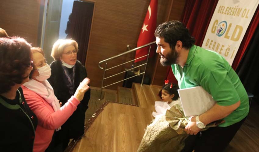 Ahmet Piriştina Kültür Merkezinin tarihinde ilk piyano resitali