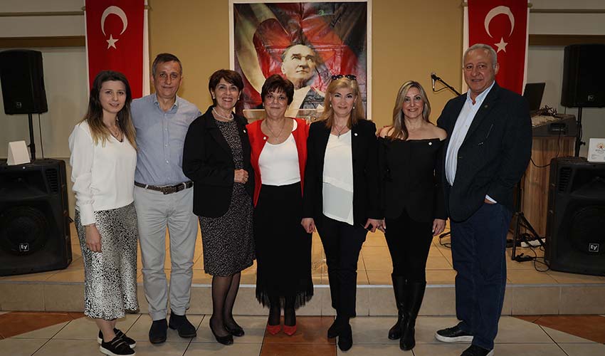 Üyeler ve gönül dostlarıyla iftar