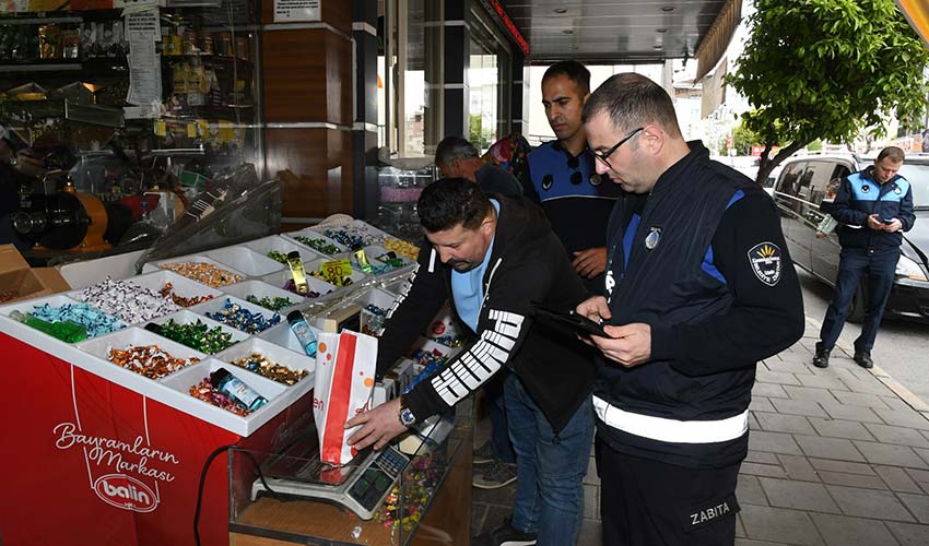 Karabağlar'da bayram öncesi sıkı denetim