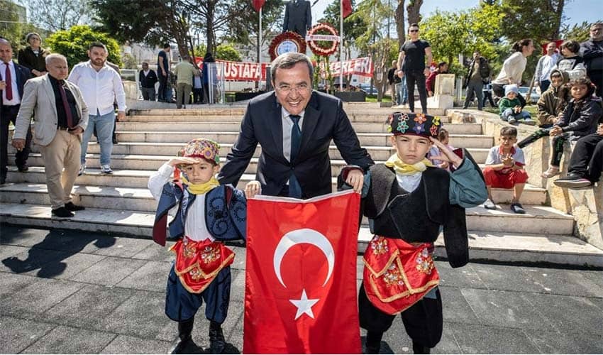 23 Nisan’a coşkulu kutlama