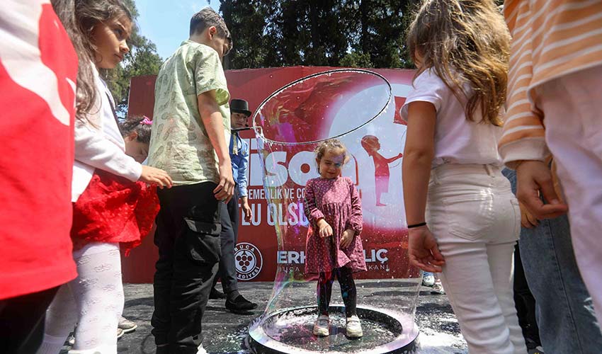 Buca Belediyesi Çocuk Şenliği’ne yoğun ilgi